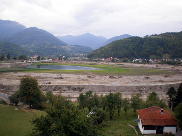 Ски-центар без стазе?